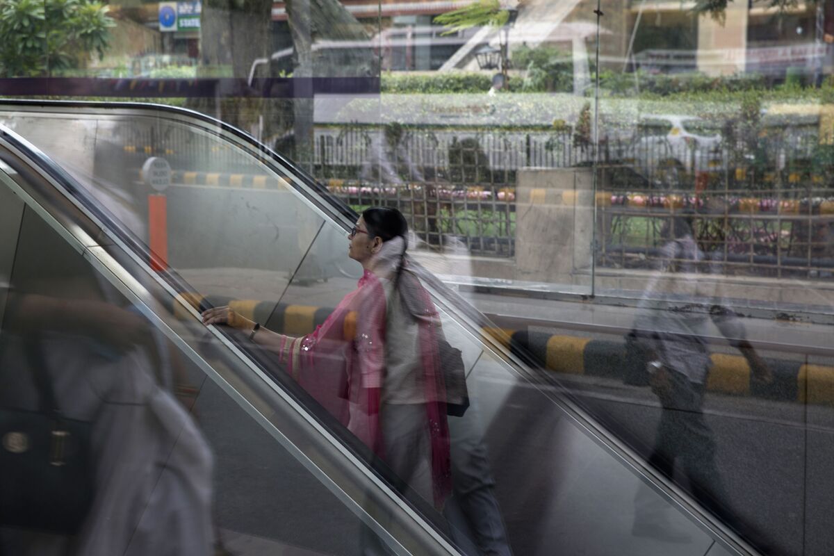 India’s UTI Pension Fund Pivots to Bonds After Equity Spree