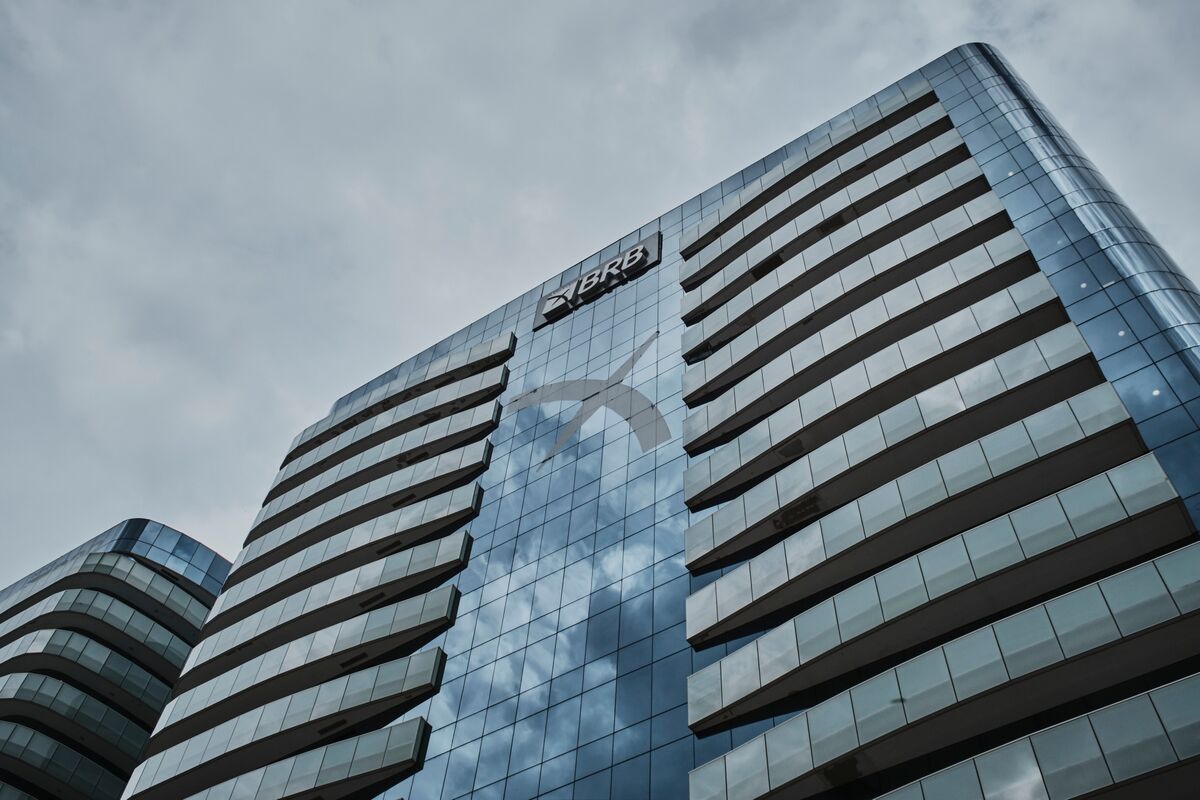 Brazil’s BRB Nixes Meeting to Vote on $1.7 Billion Capital Boost